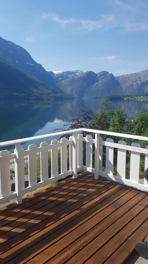 Between Fjord Og Glacier Alfoten Luaran gambar